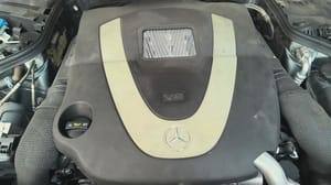 2008 Mercedes Benz E-Class Engine Cover