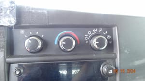 2011 GMC Expr25