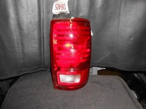 2000 Ford Expedition Tail Light