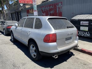 2004 Porsche Cayenne