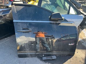 2010 Cadillac Cadcts Front Door