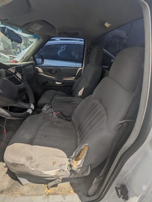 2003 GMC S10s15