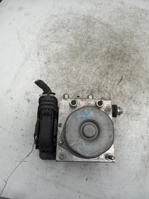 2017 Nissan Altima ABS Module