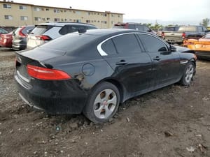 2018 Jaguar Xe