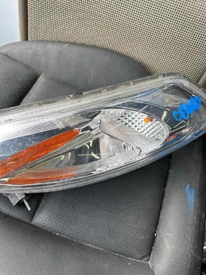 2013 Nissan Juke Headlight