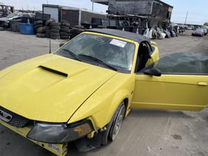 2001 Ford Mustang