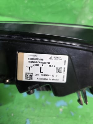 2025 Tesla Model 3 Tail Light