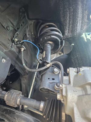2024 Toyota Rav4 Strut