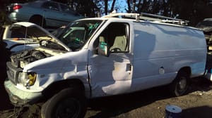2000 Ford E-250