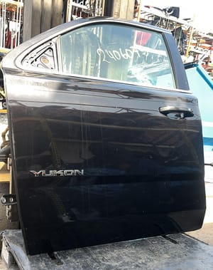 2020 GMC Yukon Front Door