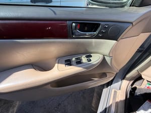 2004 Lexus Es330