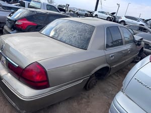 2004 Mercury Grand Marquis