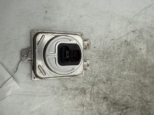 2015 Chrysler Challenger Body Control Module
