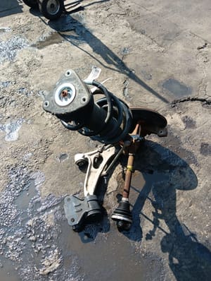 2013 Ford C-max Knee Assembly