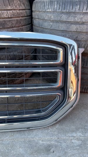 2018 GMC Yukon Grille