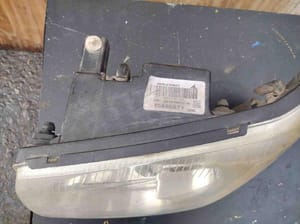 2008 GMC Envoy Headlight