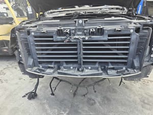 2020 Cadillac Escesv Air Shutter/radiator Shutter