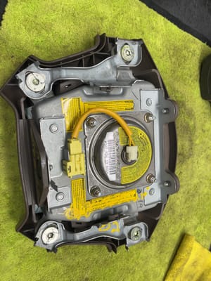 2002 Toyota Sequoia Airbag