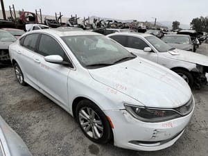 2016 Chrysler 200