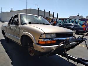 2000 GMC S10s15
