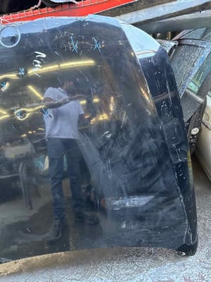 2007 BMW 325i Hood