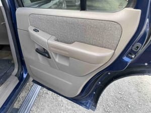 2004 Ford Explorer
