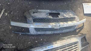 2004 GMC Aval15