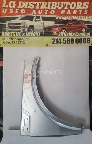 2011 Dodge Nitro Fender