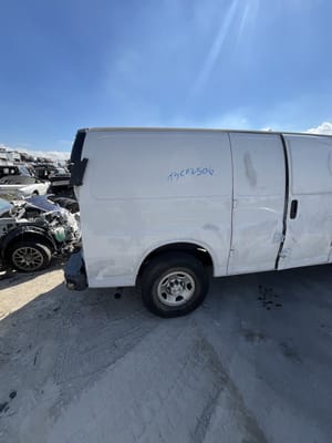 2018 GMC Expr25