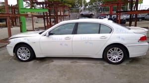 2005 BMW 745i