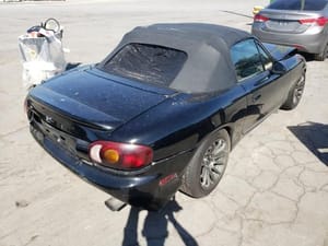 2000 Mazda MX-5 Miata