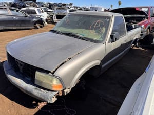2003 GMC S10s15