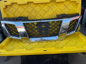 2018 Nissan Frontier Grille