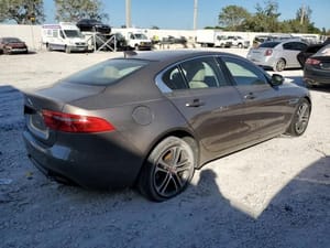 2017 Jaguar Xe