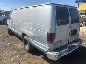 2009 Ford E-350
