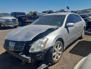 2004 Nissan Maxima