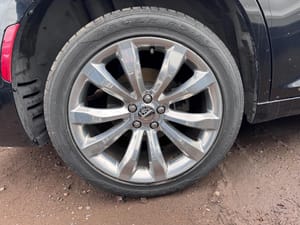 2017 Chrysler 300