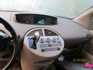 2004 Nissan Quest