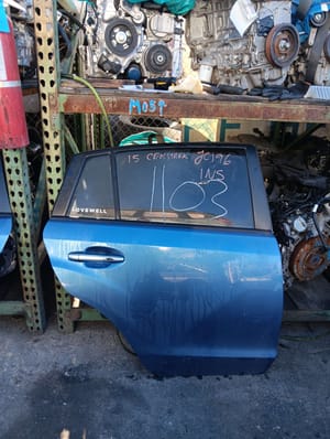 2015 Subaru Subxv Rear Door