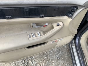 2004 Audi A8