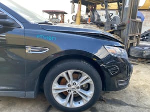 2015 Ford Taurus