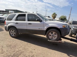 2006 Ford Escape Washer Bottle