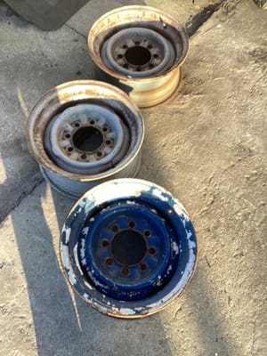 2006 Ford E-250 Wheel