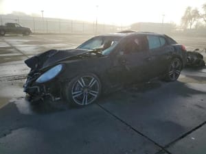 2015 Porsche Panamera Engine