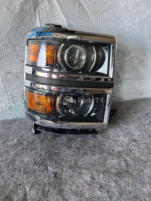 2015 Chevrolet Silverado 1500 Headlamp, Right
