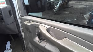 2004 GMC Expr25