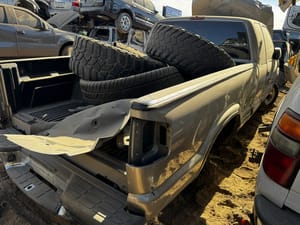 2000 GMC S10s15
