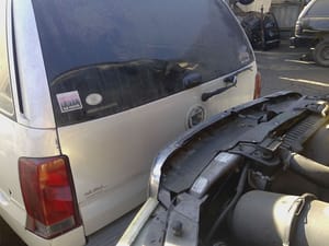 2005 Cadillac Escesv