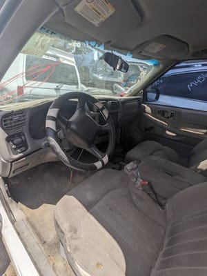 2003 GMC S10s15