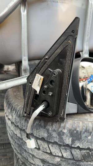 2009 Dodge Caravan Side Mirror